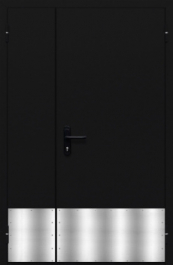 Фото двери «Полуторная с отбойником №25» в Звенигороду